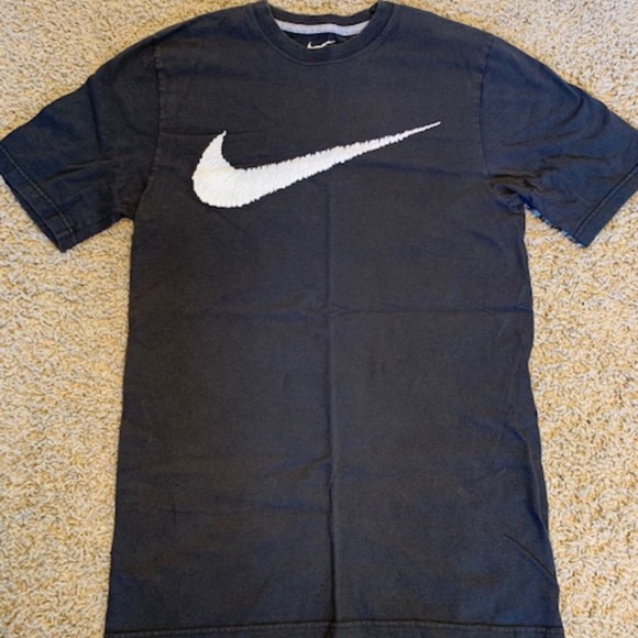 mens small nike shirts